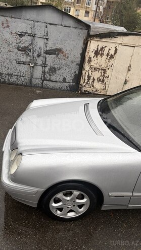 Mercedes E 220 2000, 340,000 km - 2.2 l - Bakı