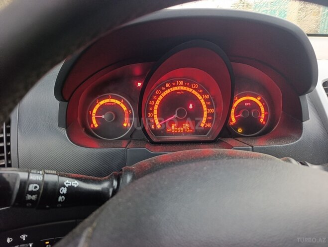 Kia  2011, 305,900 km - 1.6 l - Bakı