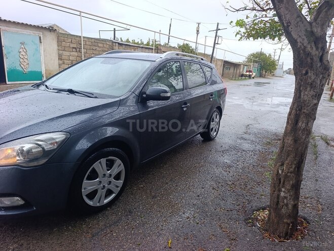 Kia  2011, 305,900 km - 1.6 l - Bakı