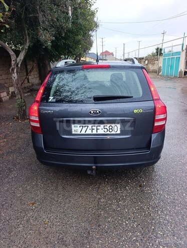 Kia  2011, 305,900 km - 1.6 l - Bakı