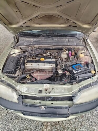 Opel Vectra 1996, 400,000 km - 1.8 l - Şirvan