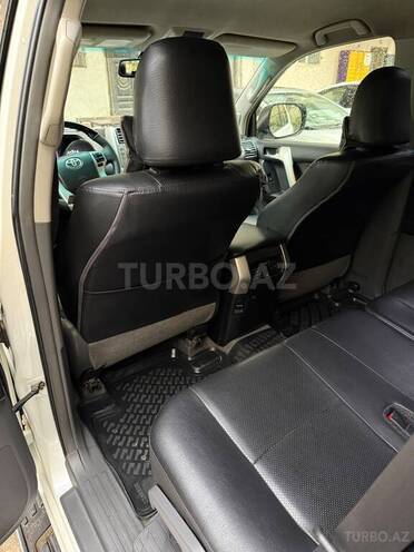 Toyota Land Cruiser Prado 2011, 205,000 km - 3.0 l - Bakı