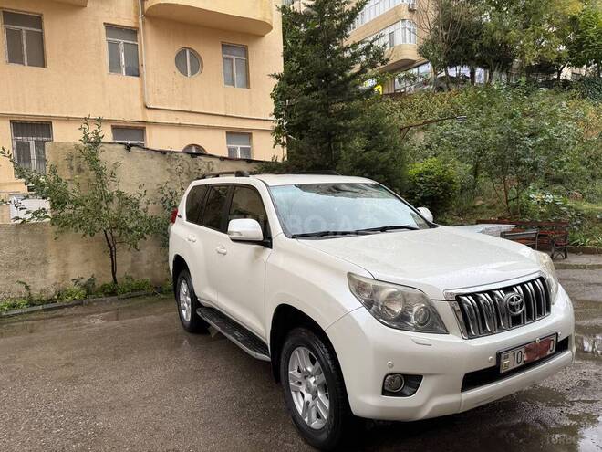 Toyota Land Cruiser Prado 2011, 205,000 km - 3.0 l - Bakı