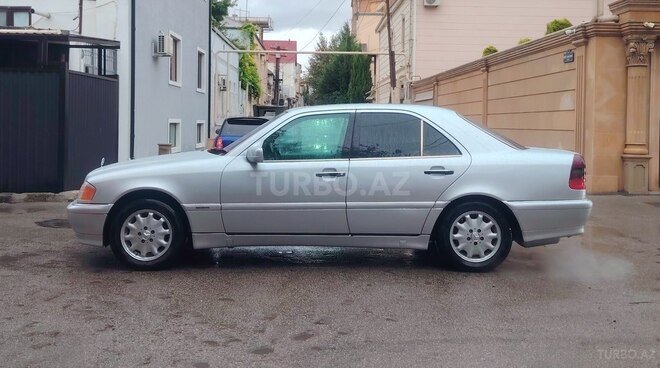 Mercedes C 230 1998, 256,883 km - 2.3 l - Bakı
