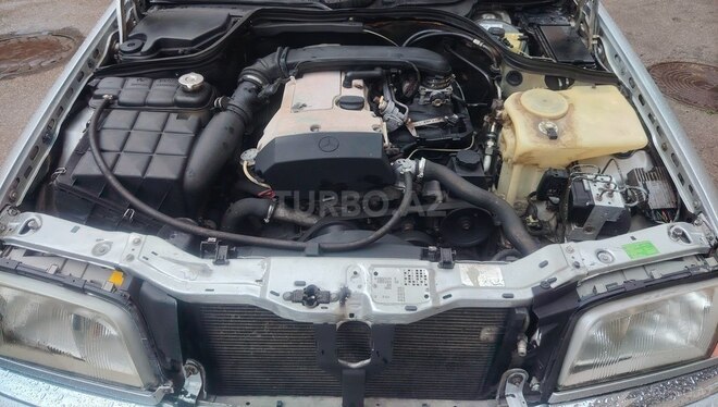 Mercedes C 230 1998, 256,883 km - 2.3 l - Bakı