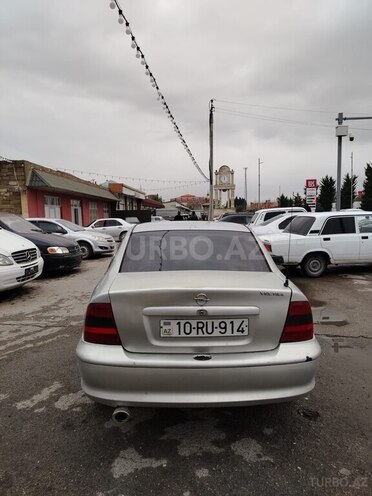 Opel Vectra 1996, 345,124 km - 1.6 л - Xaçmaz