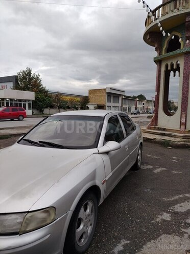 Opel Vectra 1996, 345,124 km - 1.6 л - Xaçmaz