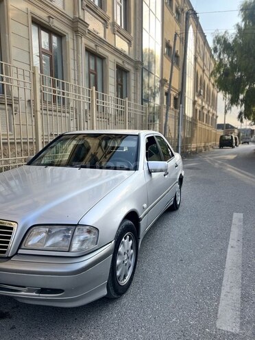 Mercedes C 180 1999, 340,000 km - 1.8 l - Bakı