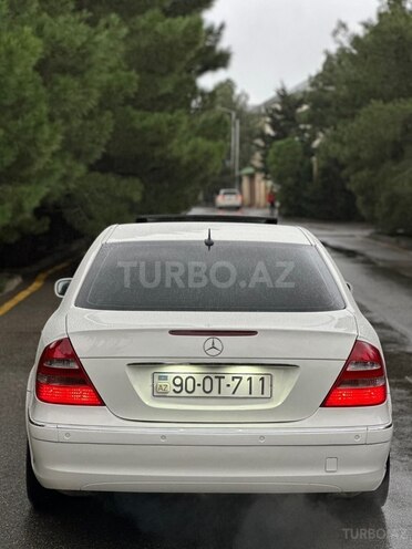 Mercedes E 240 2004, 272,500 km - 2.6 л - Bakı