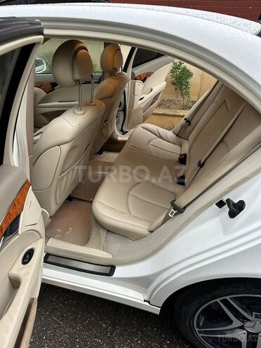 Mercedes E 240 2004, 272,500 km - 2.6 л - Bakı