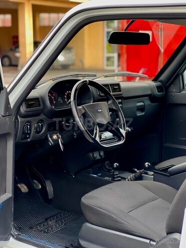 LADA (VAZ) Niva 2024, 49,000 km - 1.7 l - Gəncə