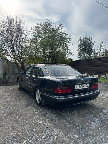 Mercedes E 240 2000, 468,000 km - 2.4 l - Bakı