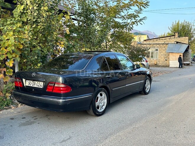 Mercedes E 240 2000, 468,000 km - 2.4 l - Bakı