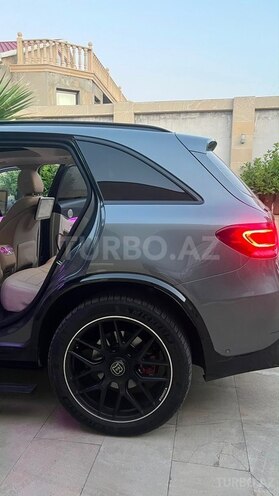 Mercedes GLC 300 4MATIC 2016, 135,000 km - 2.0 l - Bakı