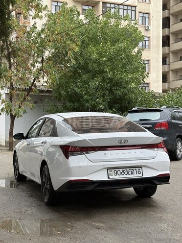 Hyundai Elantra 2022, 100,000 km - 1.6 l - Bakı