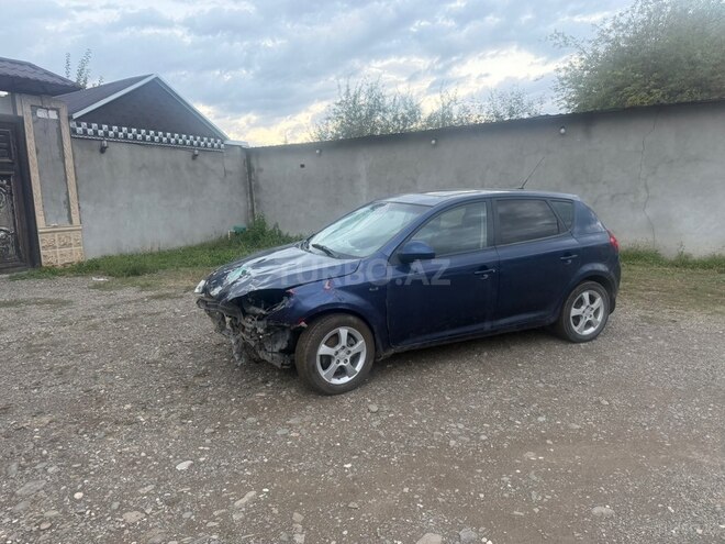 Kia Ceed 2009, 213,950 km - 1.6 l - Qazax