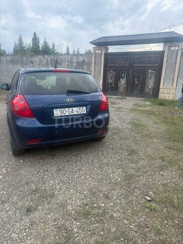 Kia Ceed 2009, 213,950 km - 1.6 l - Qazax