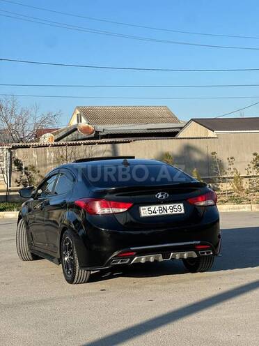 Hyundai Elantra 2012, 300,000 km - 1.8 l - Şirvan