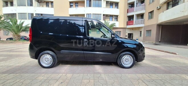 Opel Combo 2017, 88,000 km - 1.3 л - Bakı