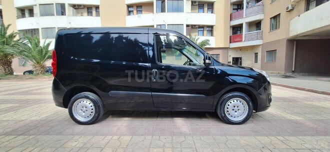Opel Combo 2017, 88,000 km - 1.3 л - Bakı