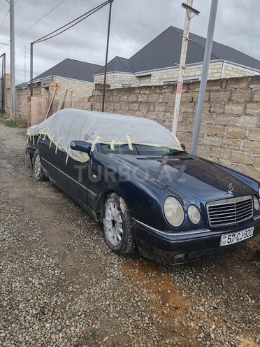 Mercedes E 240 1997, 356,000 km - 2.4 l - Gəncə