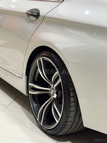 BMW 528 2014, 283,000 km - 2.0 l - Sumqayıt