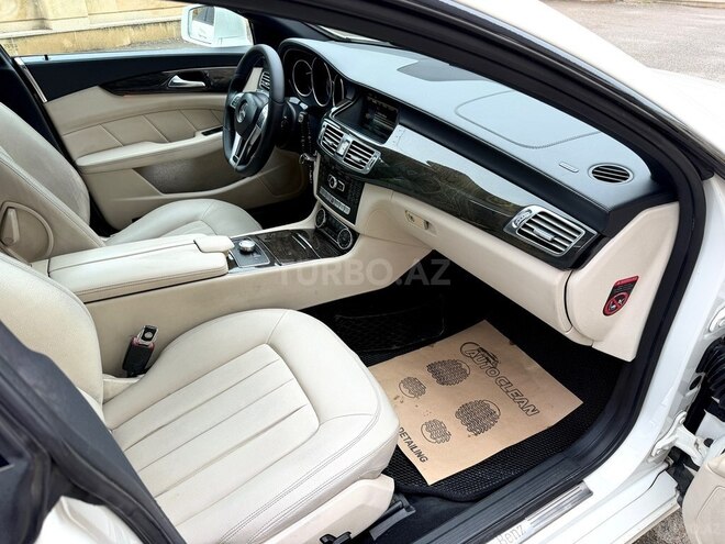 Mercedes CLS 350 2013, 299,000 km - 3.5 l - Gəncə