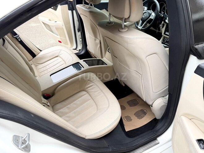 Mercedes CLS 350 2013, 299,000 km - 3.5 l - Gəncə