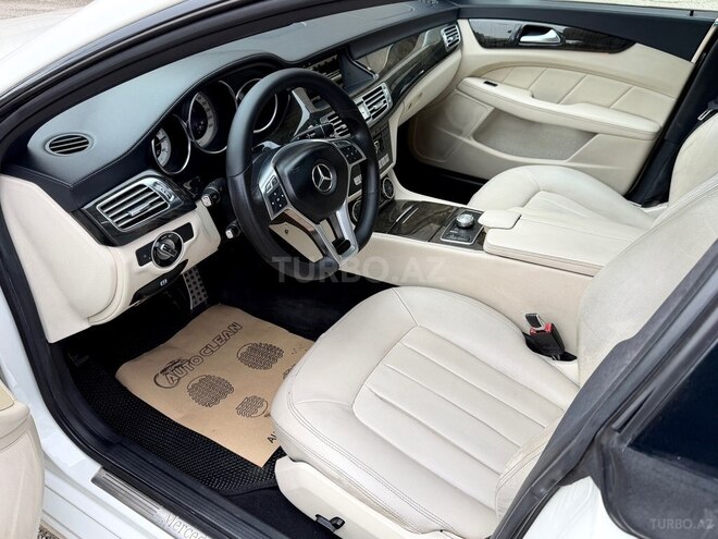 Mercedes CLS 350 2013, 299,000 km - 3.5 l - Gəncə