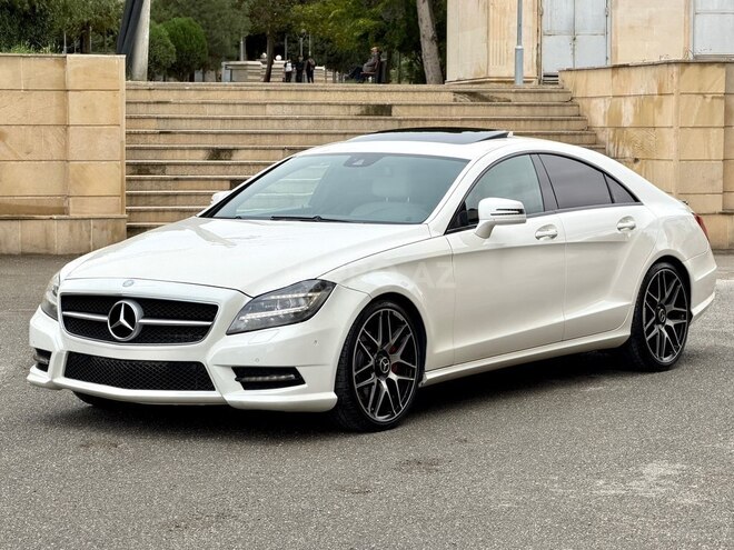 Mercedes CLS 350 2013, 299,000 km - 3.5 l - Gəncə