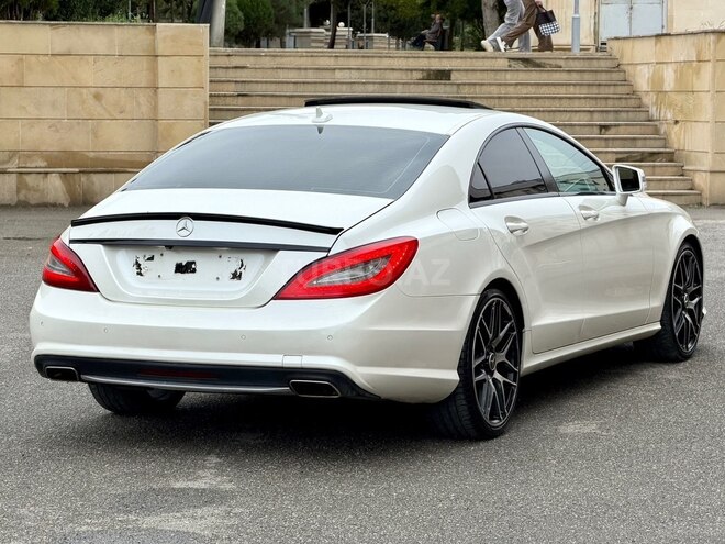 Mercedes CLS 350 2013, 299,000 km - 3.5 l - Gəncə