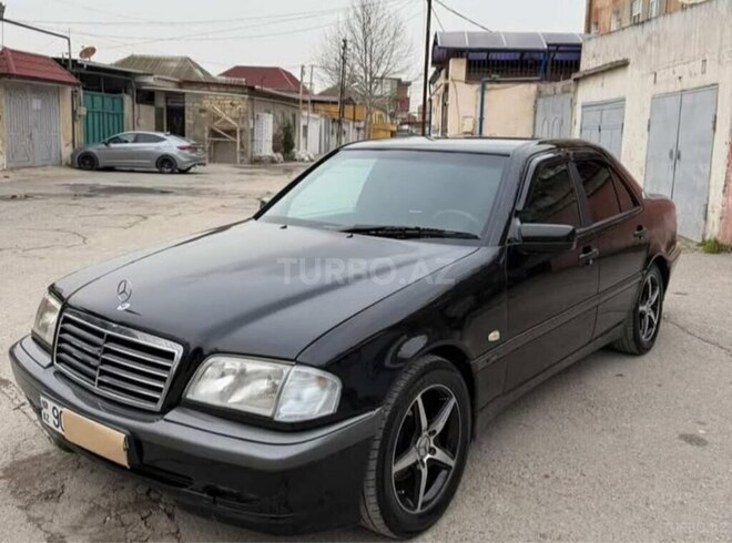 Mercedes C 180 1999, 286,000 km - 1.8 l - 