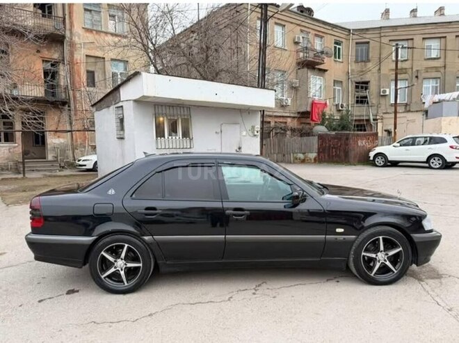 Mercedes C 180 1999, 286,000 km - 1.8 l - 