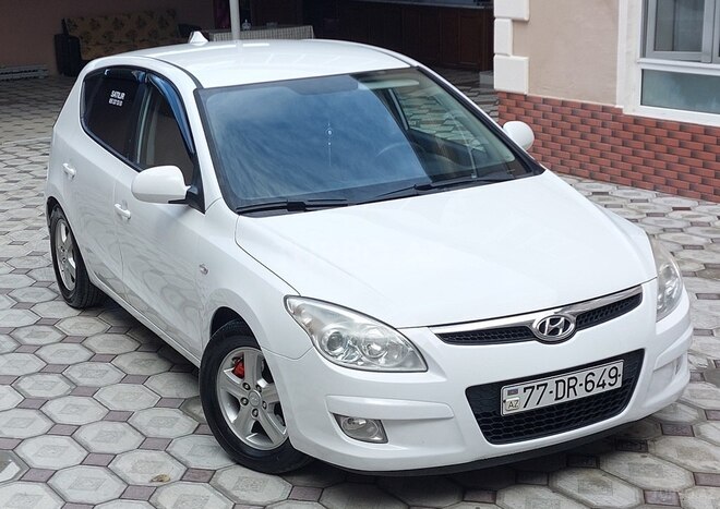 Hyundai i30 2008, 239,824 km - 1.6 l - Qazax