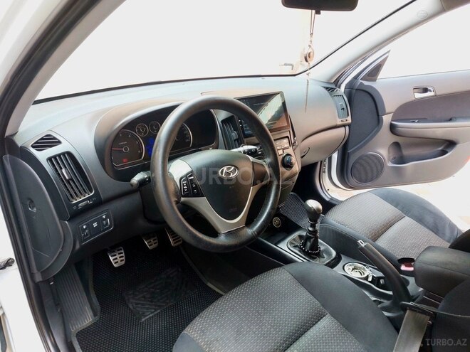 Hyundai i30 2008, 239,824 km - 1.6 l - Qazax