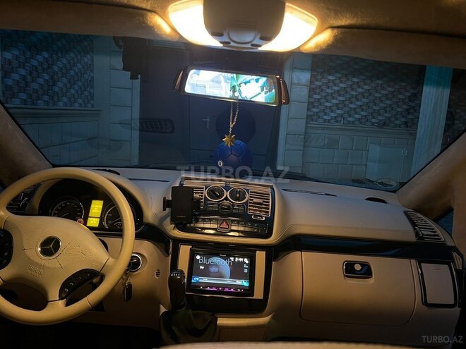 Mercedes  2010, 315,000 km - 2.1 л - Bakı