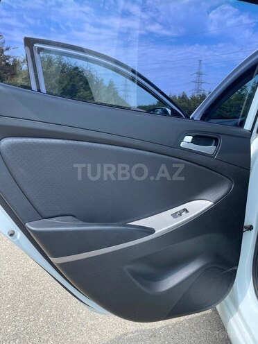 Hyundai Accent 2016, 172,734 km - 1.4 l - Bakı