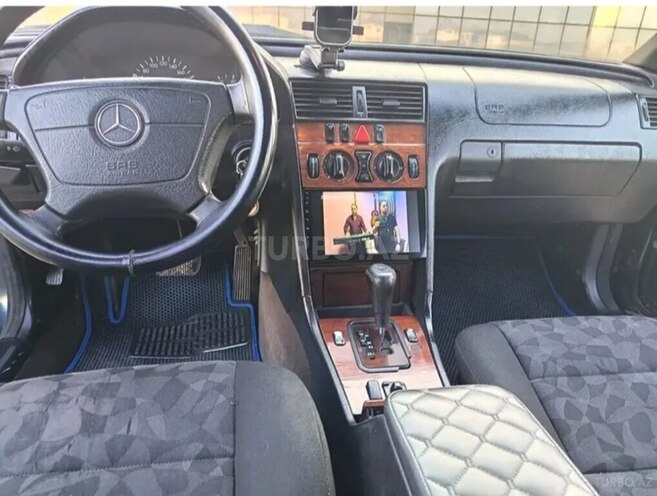 Mercedes C 180 1999, 286,000 km - 1.8 l - 