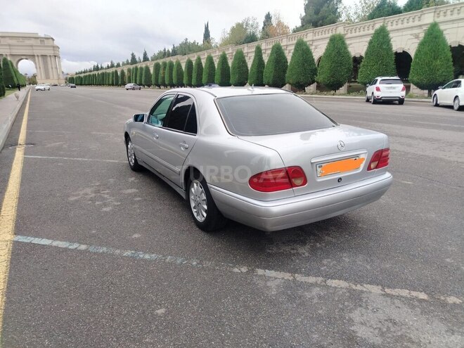Mercedes E 240 1998, 240,000 km - 2.4 l - Gəncə