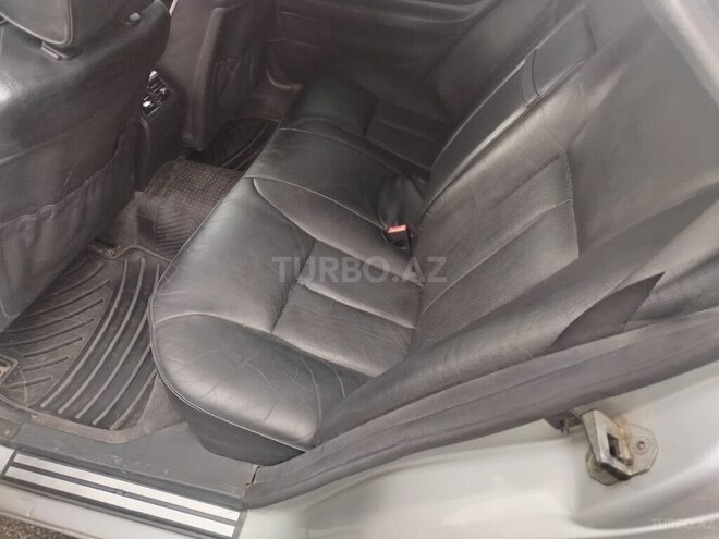 Mercedes E 240 1998, 240,000 km - 2.4 l - Gəncə