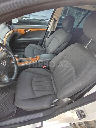 Mercedes E 220 2006, 343,000 km - 2.2 l - Bakı
