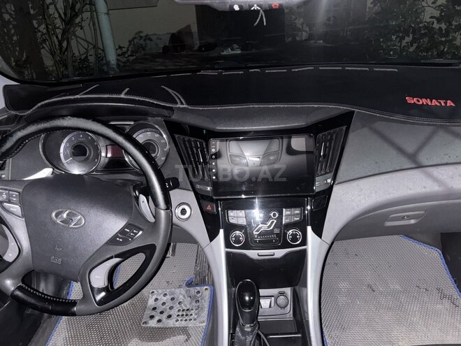 Hyundai Sonata 2011, 225,308 km - 2.0 л - Qusar