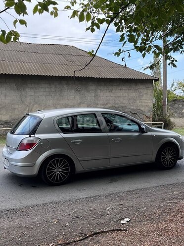 Opel Astra 2005, 230,000 km - 1.4 л - Mingəçevir
