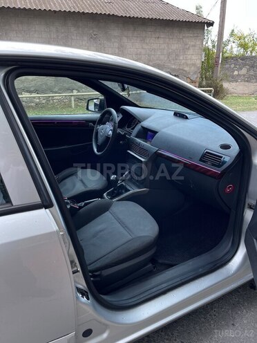 Opel Astra 2005, 230,000 km - 1.4 л - Mingəçevir