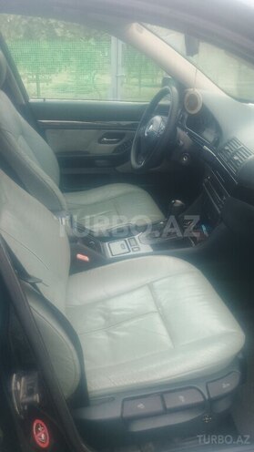 BMW 523 1999, 297,000 km - 2.5 л - Bakı