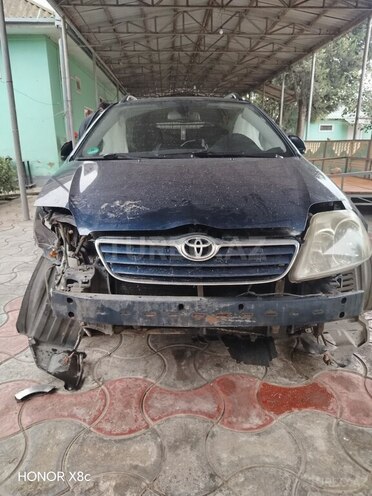 Toyota Corolla 2005, 305,000 km - 1.4 l - Cəlilabad