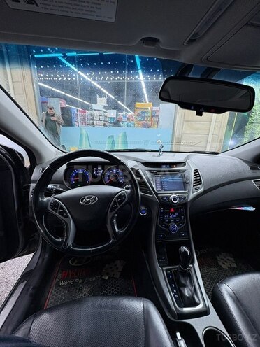 Hyundai Elantra 2015, 204,387 km - 1.8 l - Bakı