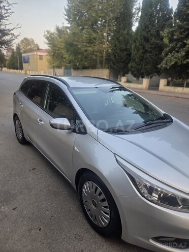 Kia  2012, 394,482 km - 1.4 l - Bərdə