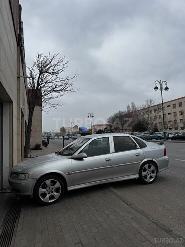 Opel Vectra 2000, 260,000 km - 2.0 l - Bakı