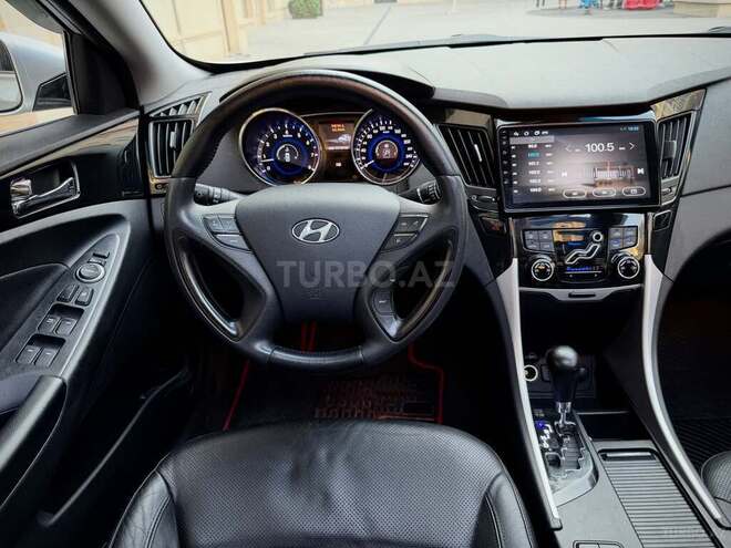 Hyundai Sonata 2013, 191,000 km - 2.4 l - Neftçala